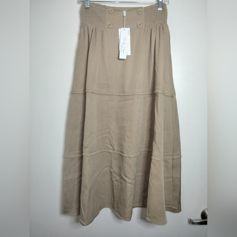 Belle Poque (Size S) Tan Stretch High Waist Accent Buttons Maxi Skirt (NEW-NWT)